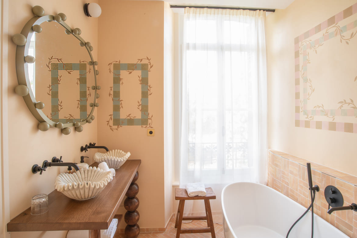 Verneuil la douce hotel