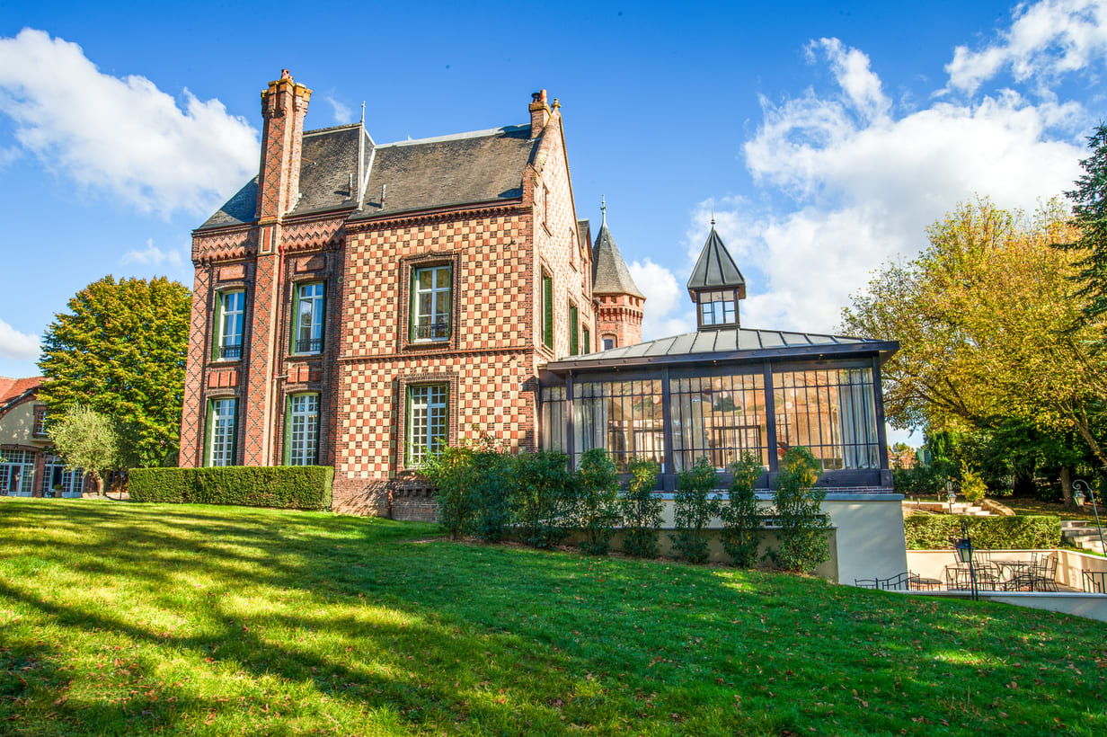 Verneuil la douce hotel