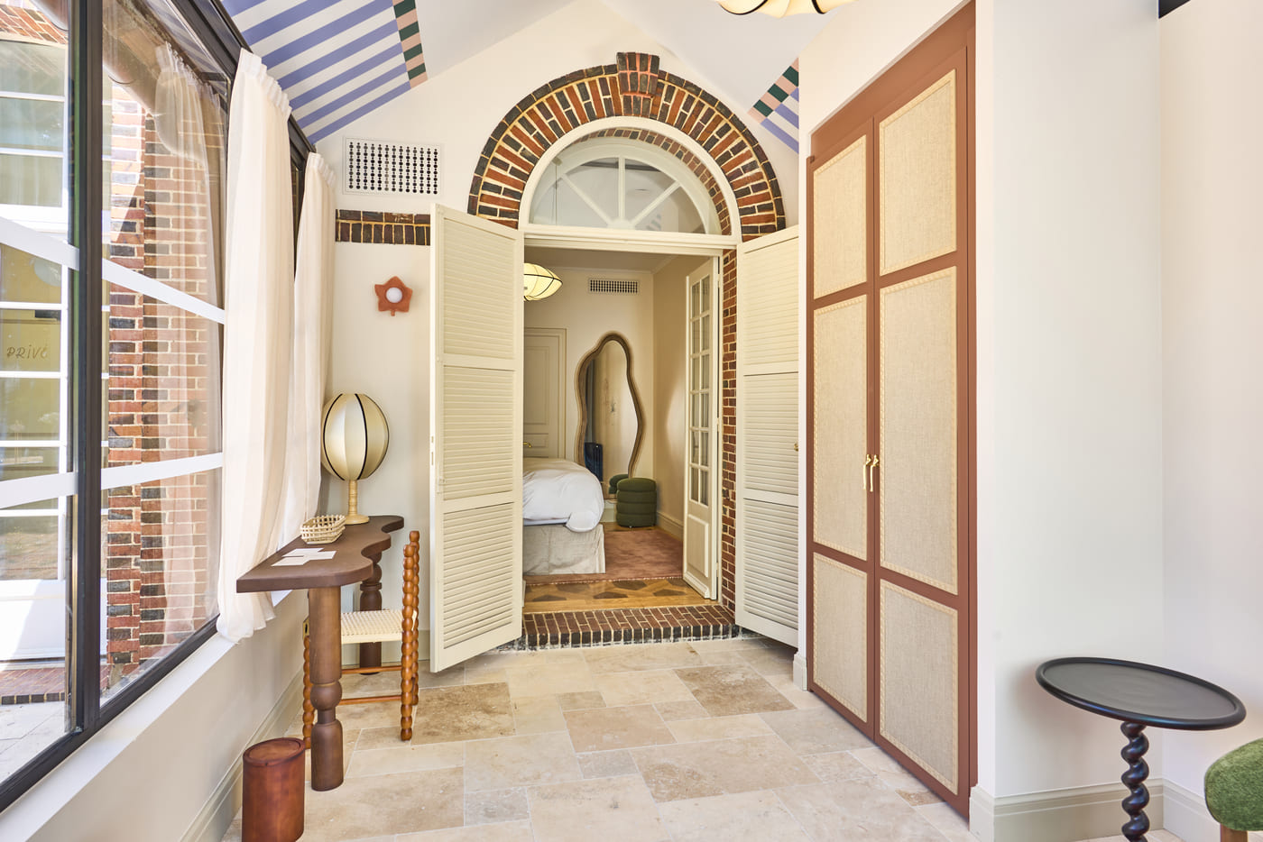 Verneuil la douce hotel