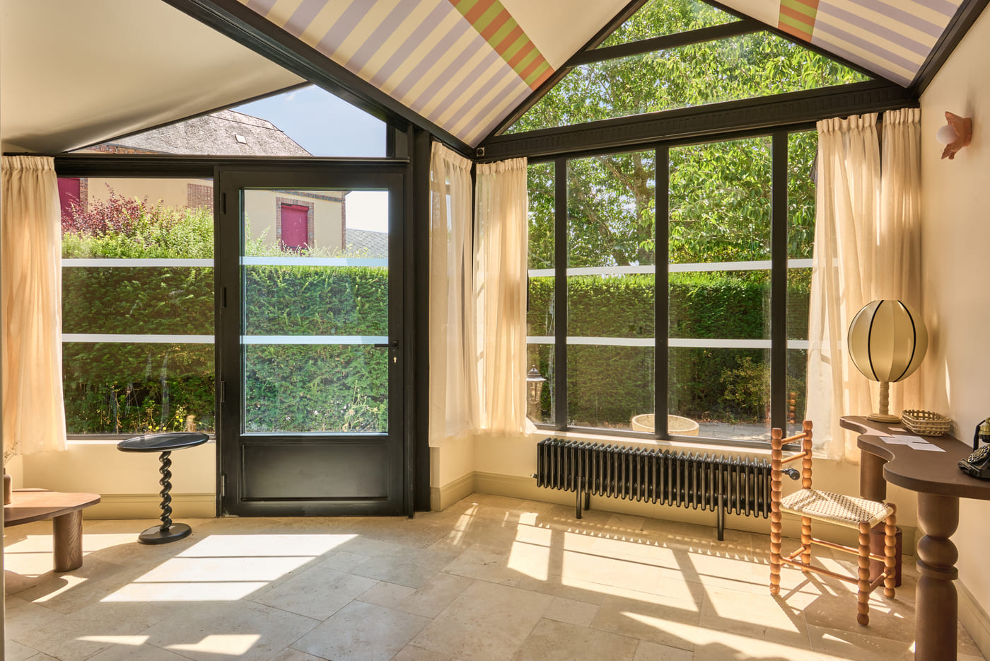 Verneuil la douce hotel