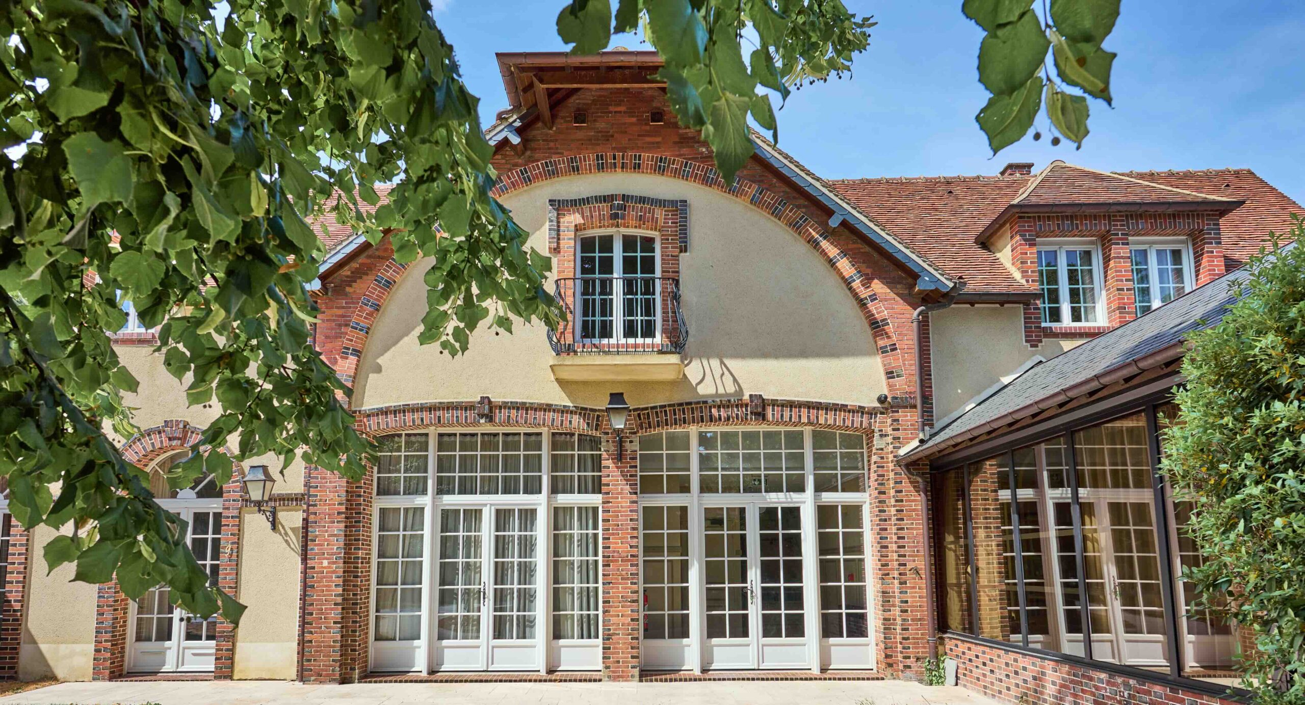 Verneuil la douce hotel